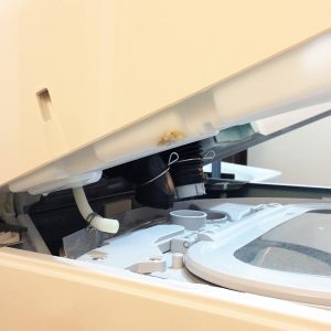パナソニック 洗濯機　洗剤漏れ修理